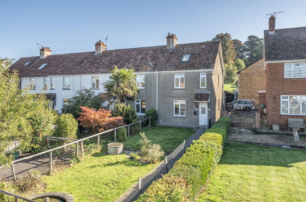 Property photo 1 of 23 1360081-2-68Dba97...