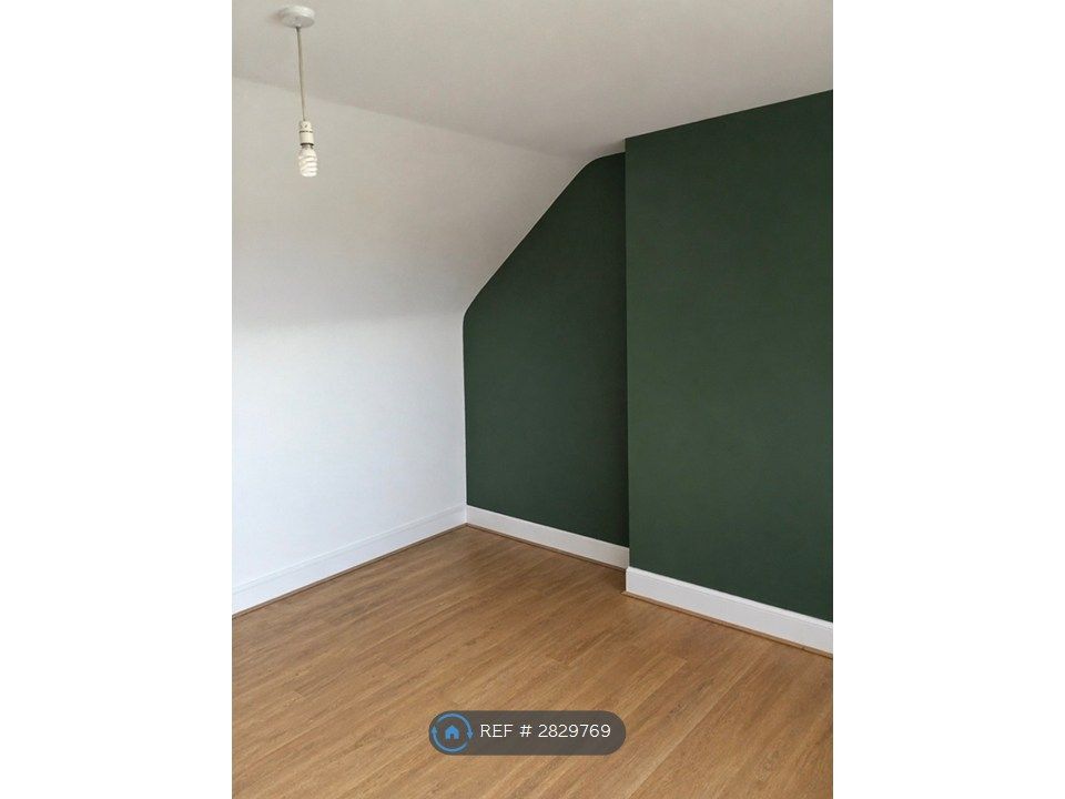 Property photo 1 of 3