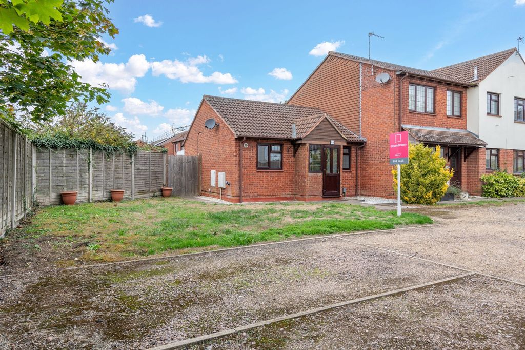 Property photo 1 of 11