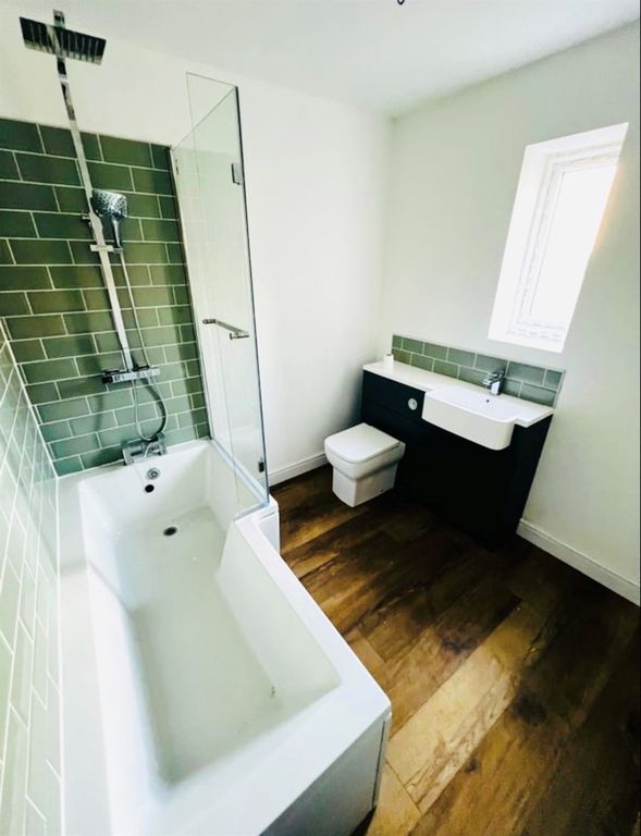 Property photo 3 of 3