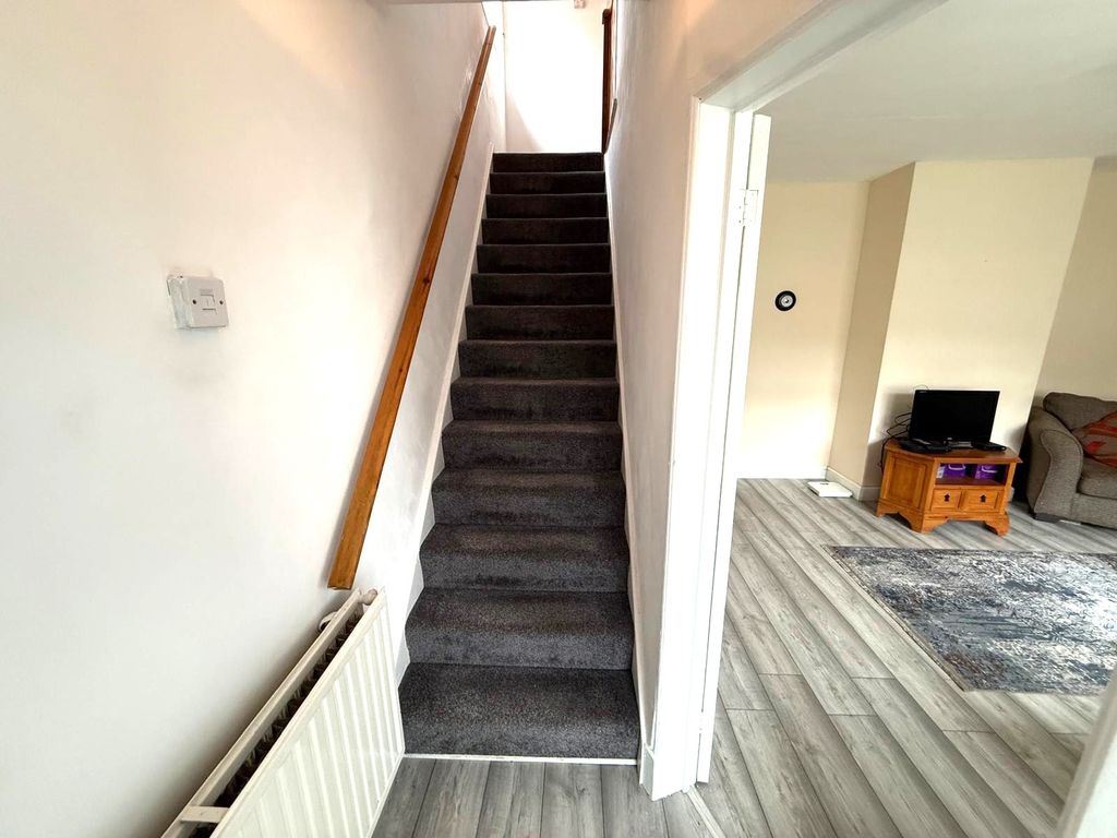 Property photo 2 of 15 Photo 14