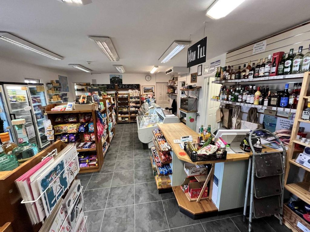 Property photo 2 of 22