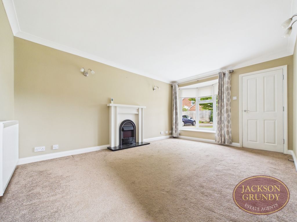 Property photo 3 of 16 Windmill Glade