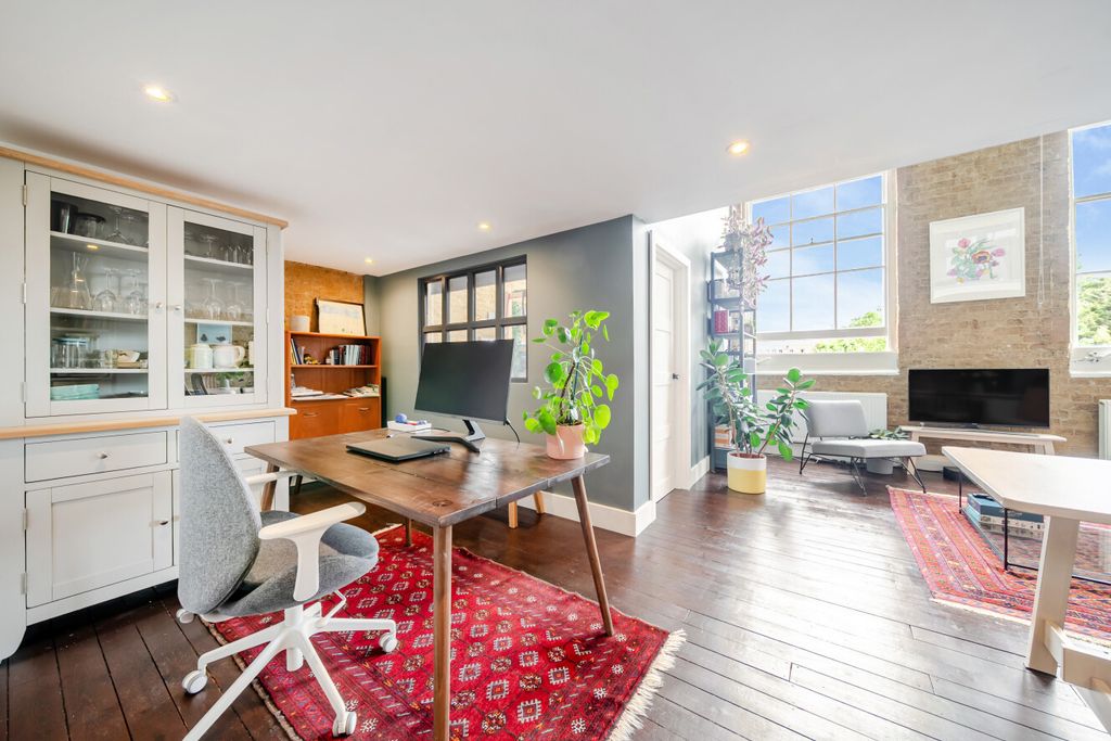 Property photo 3 of 20 1485751-8-6A4643E...