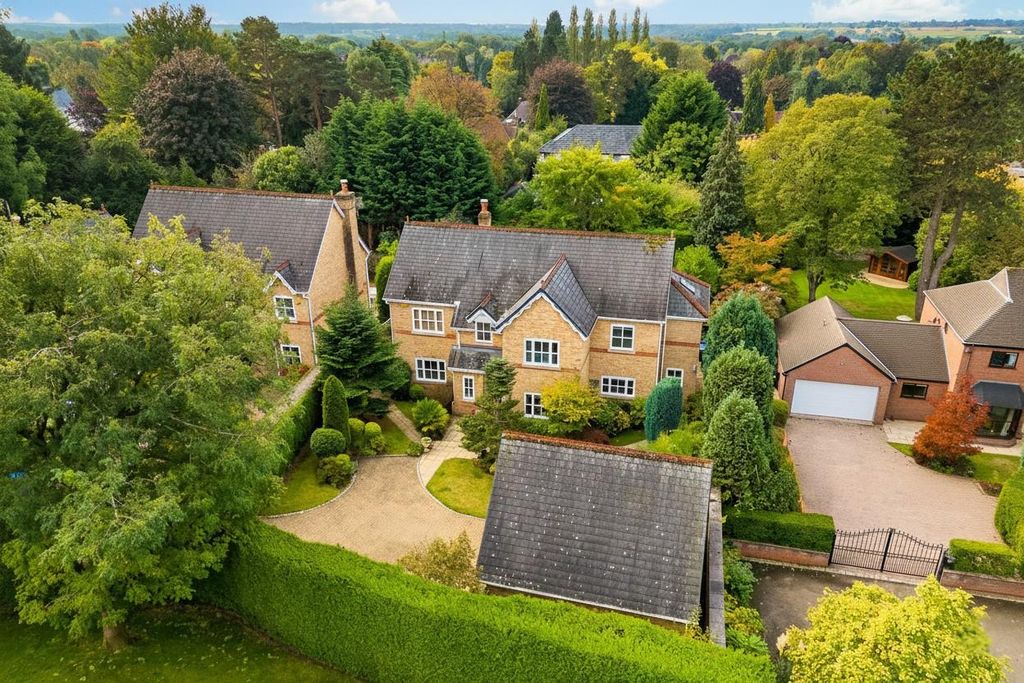 Property photo 1 of 51 Main