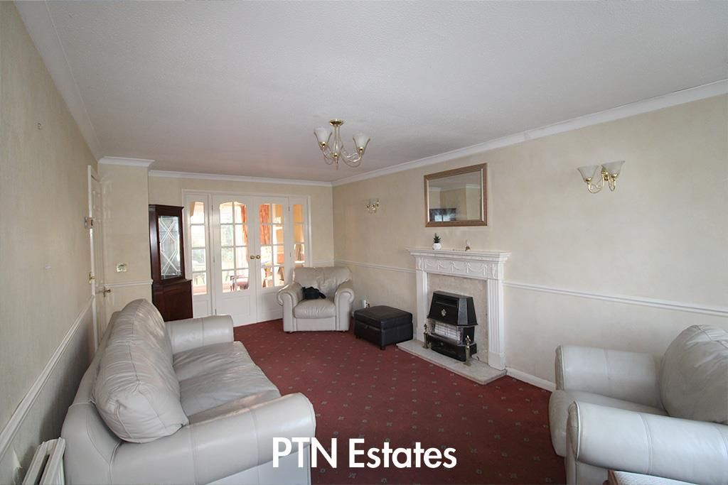 Property photo 2 of 14 Lounge Copy.Jpg