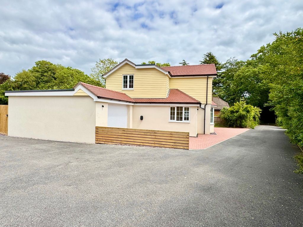 Property photo 1 of 21