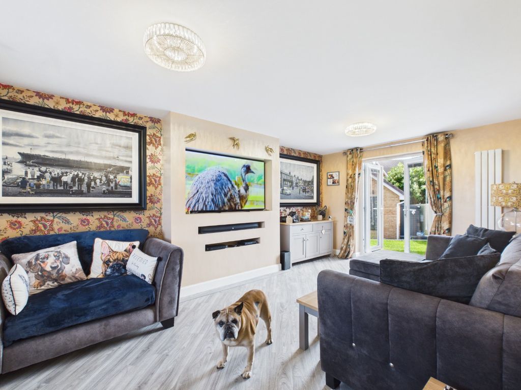 Property photo 2 of 25 5024535