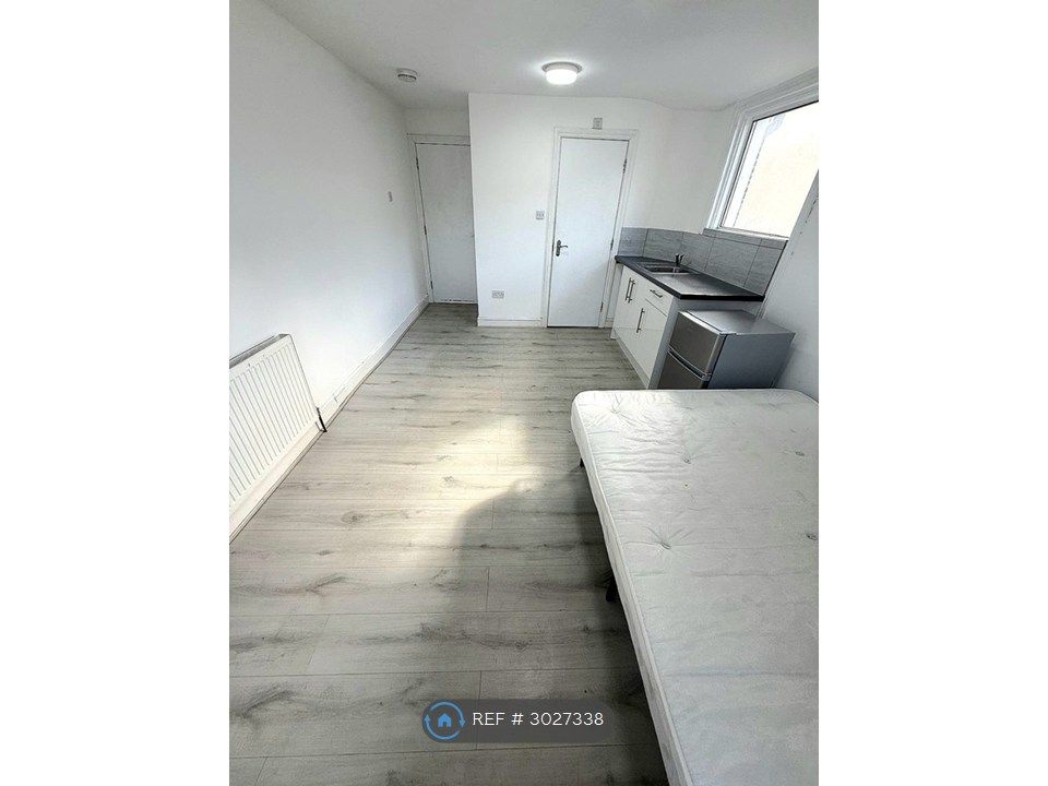 Property photo 1 of 4