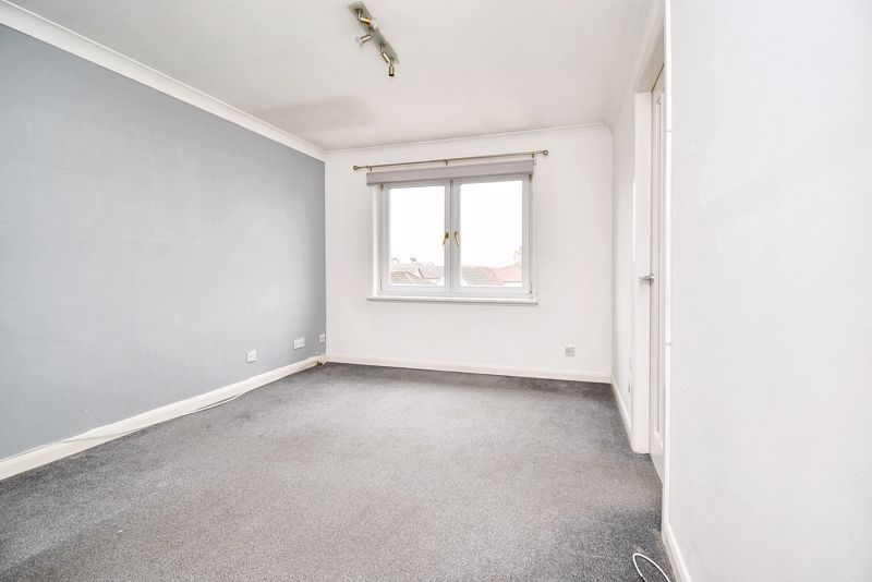 Property photo 2 of 8 Lounge