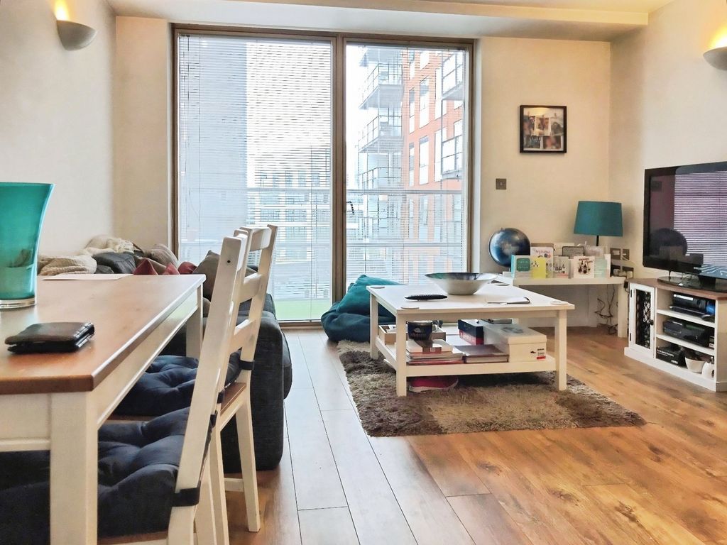 Property photo 2 of 9 Picture No. 22