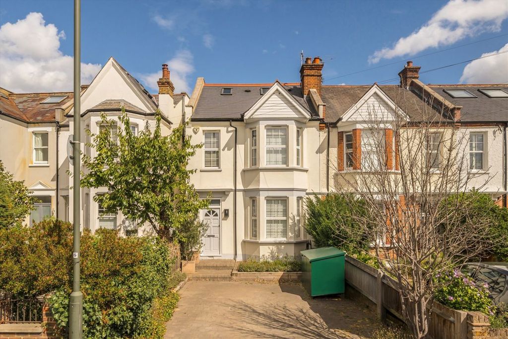 Property photo 1 of 7