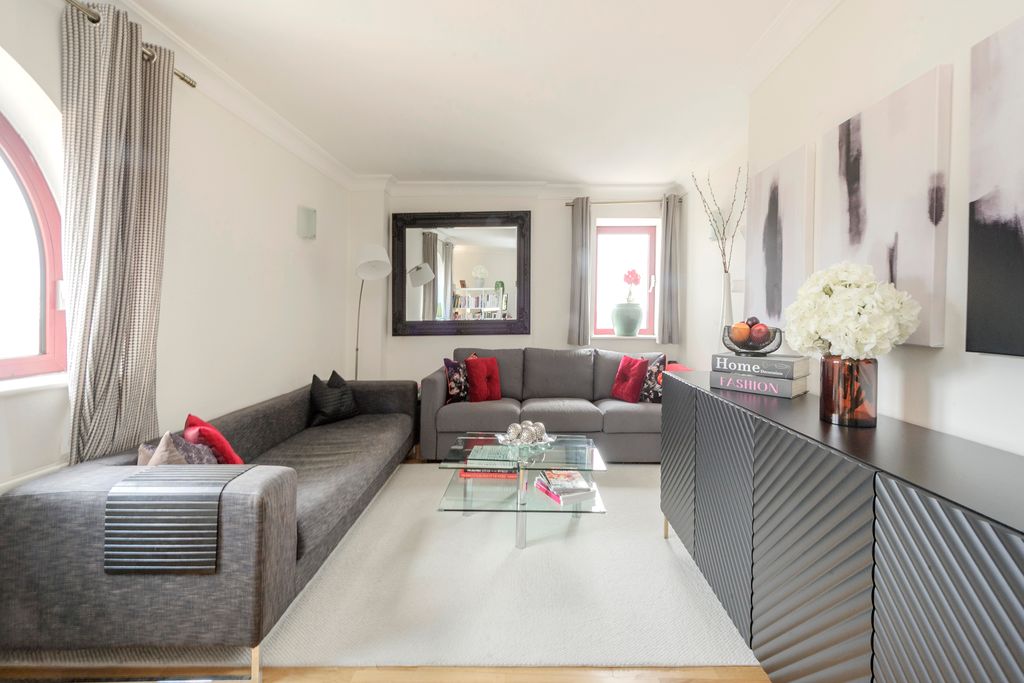 Property photo 3 of 8 Living Room.Jpg