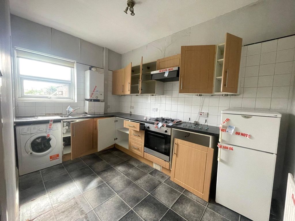 Property photo 3 of 10 Picture 3