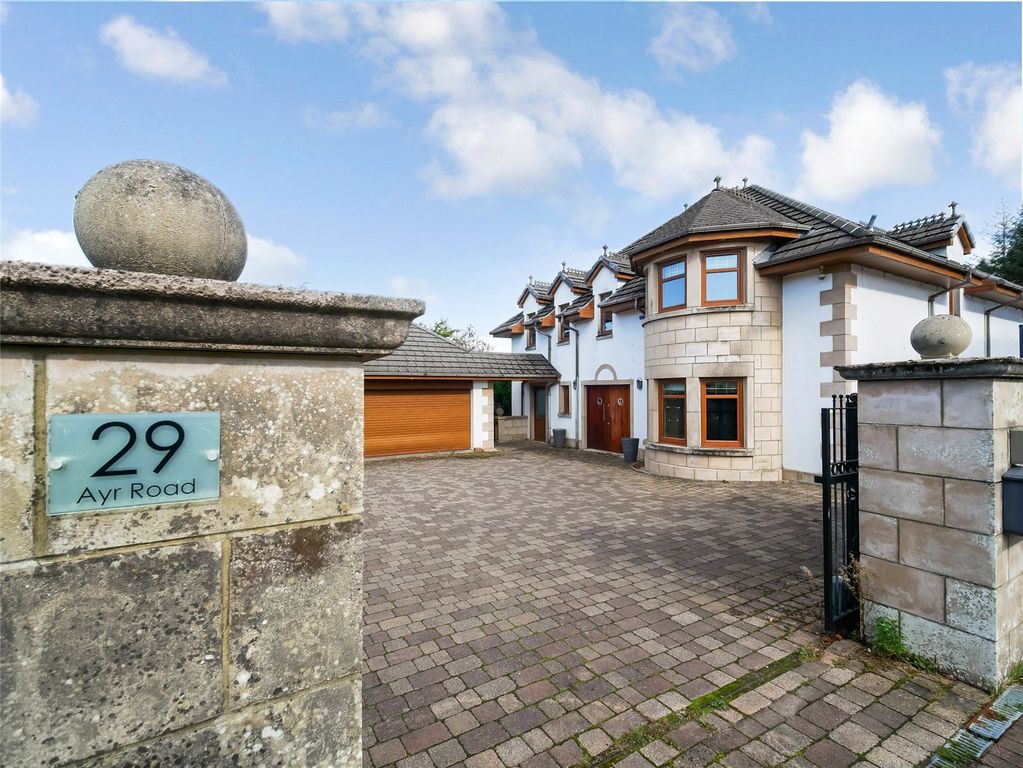 Property photo 1 of 22 External
