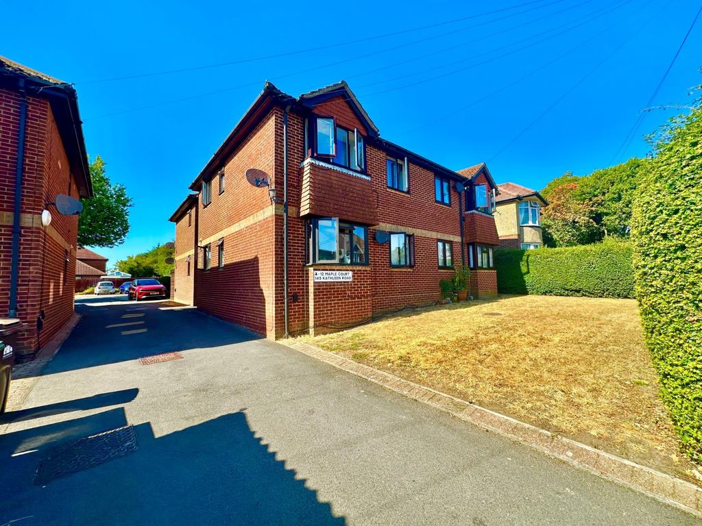 Property photo 1 of 6 Picture No. 14