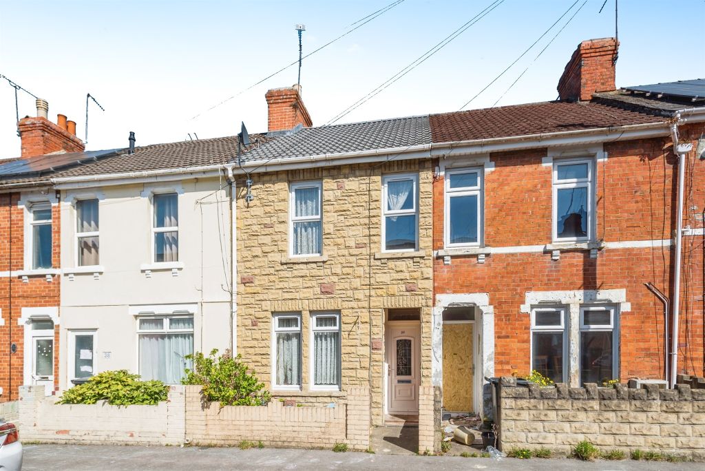 Property photo 1 of 12