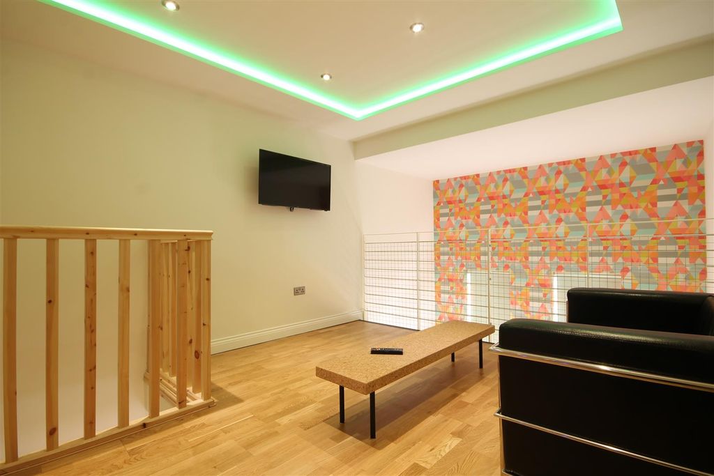 Property photo 1 of 7 1.Jpg