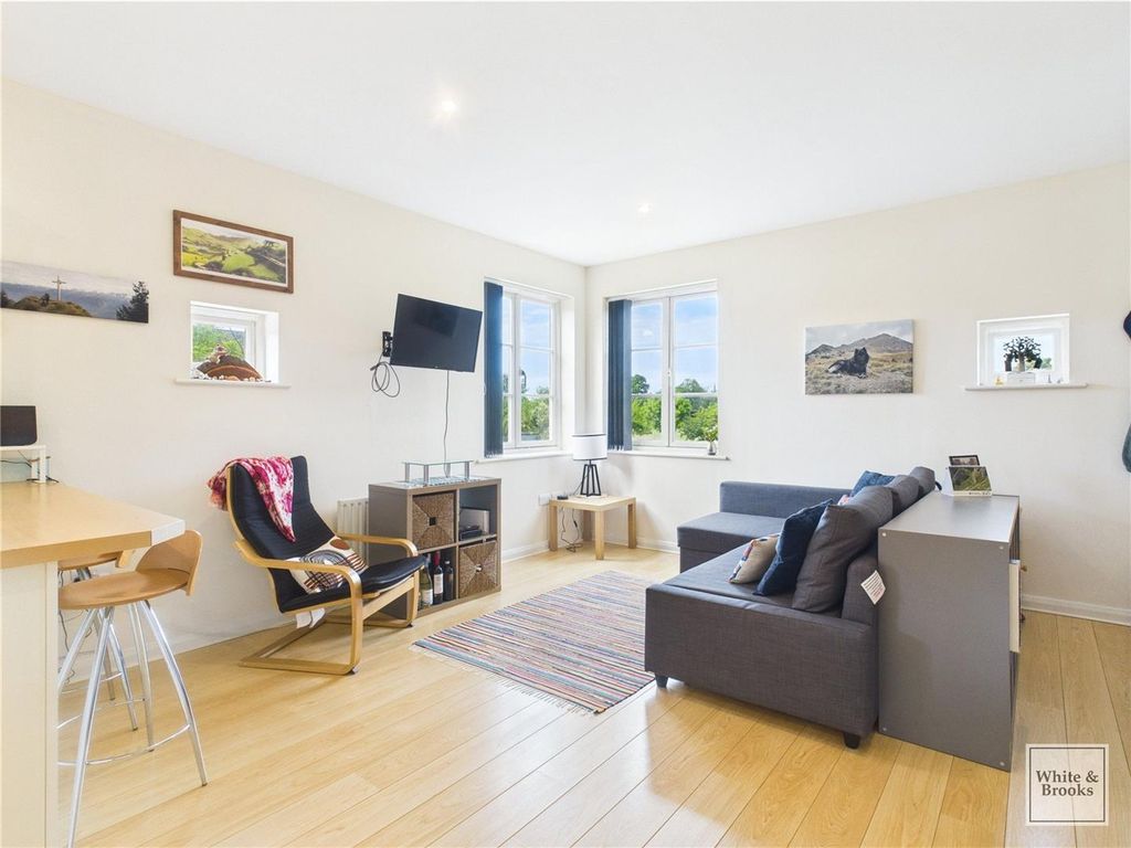 Property photo 2 of 13 3.Jpg