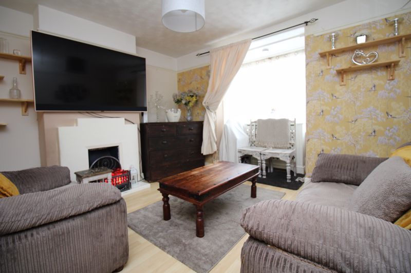 Property photo 2 of 10 Photo 6