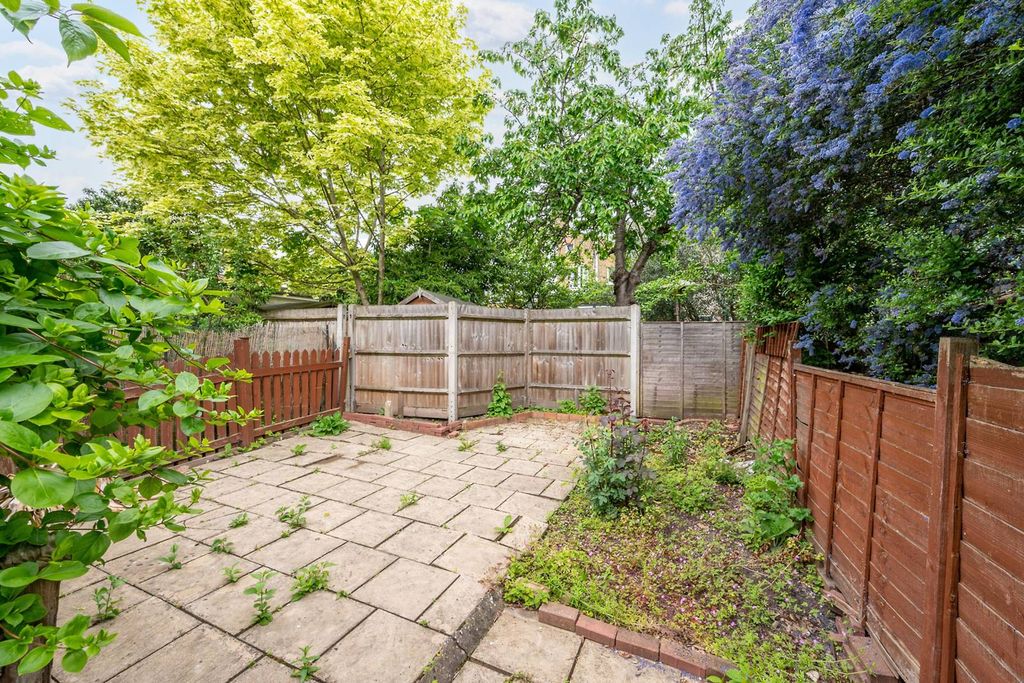 Property photo 3 of 14