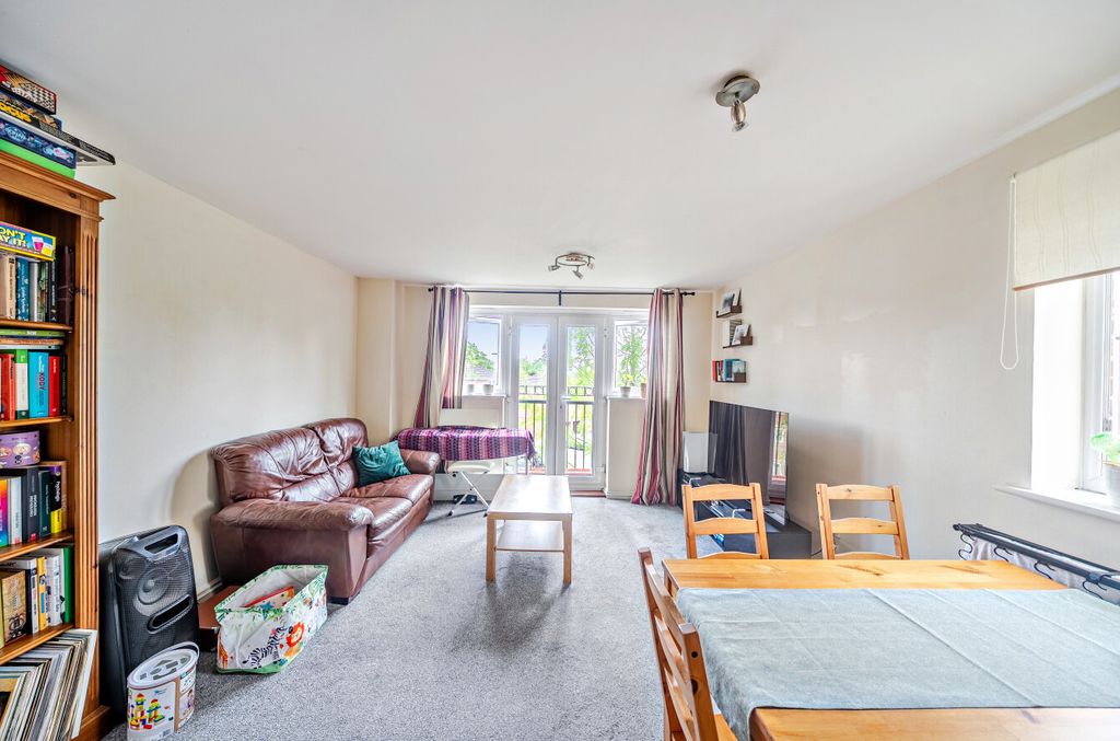 Property photo 3 of 17 1448416-8-69F0c54...