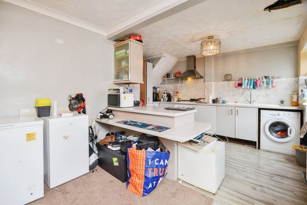 Property photo 3 of 18 Dsc_5656