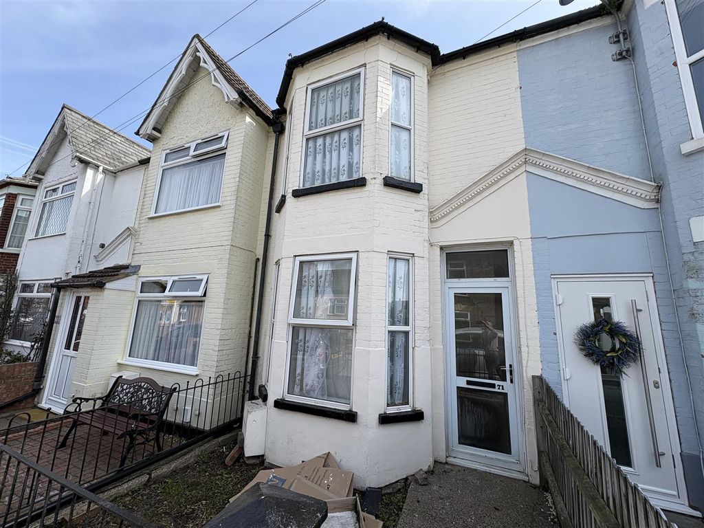 Property photo 1 of 12 Front Aspect