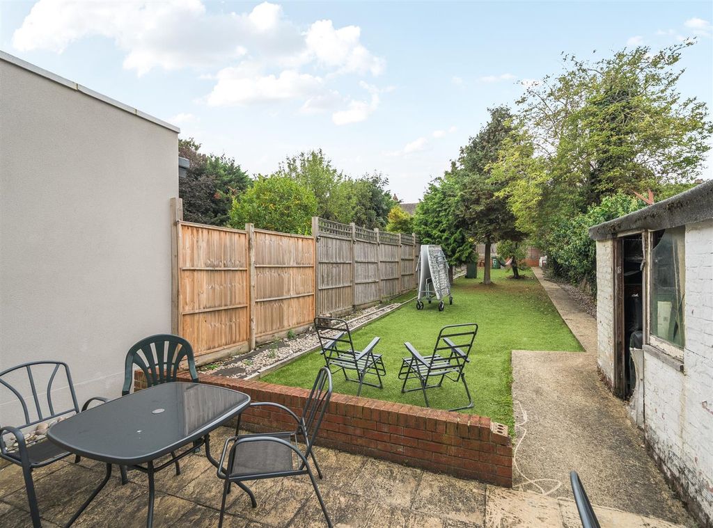 Property photo 2 of 13 19492644 (4).Jpg