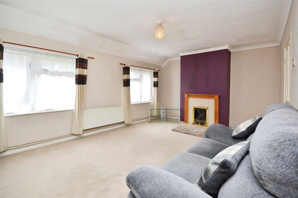 Property photo 2 of 10 2 - Picture No. 10