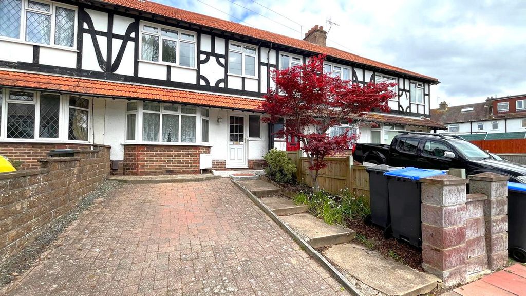 Property photo 1 of 11