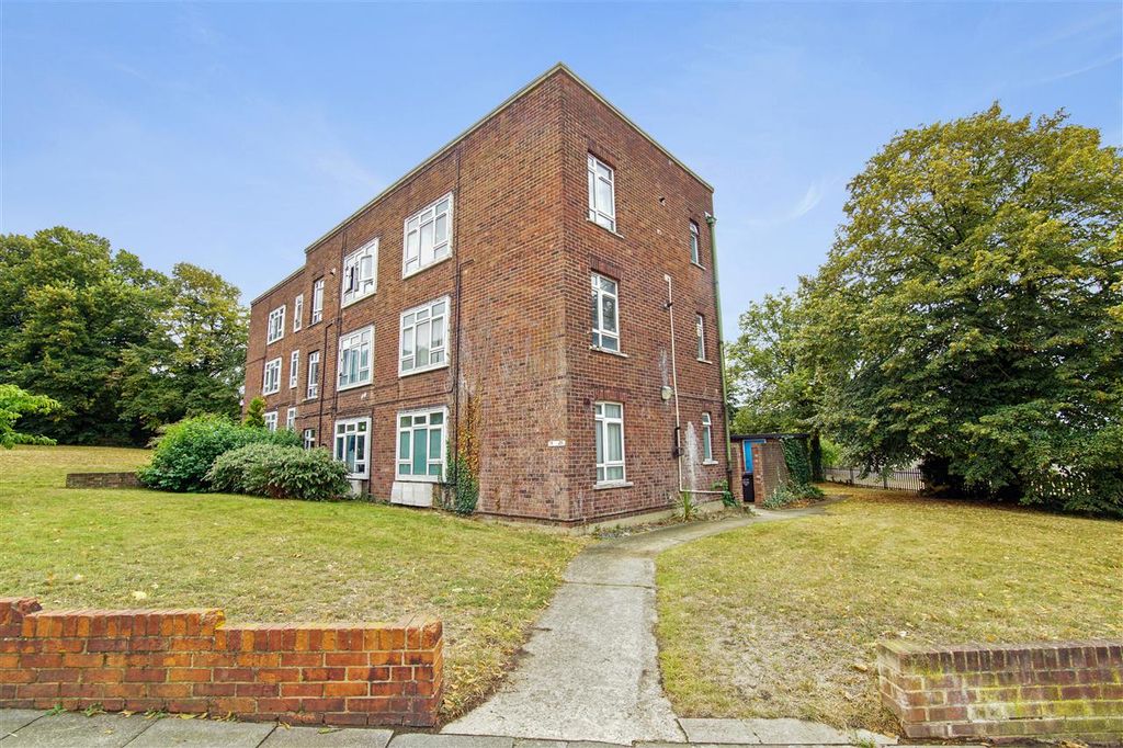 Property photo 1 of 7 Main Picture