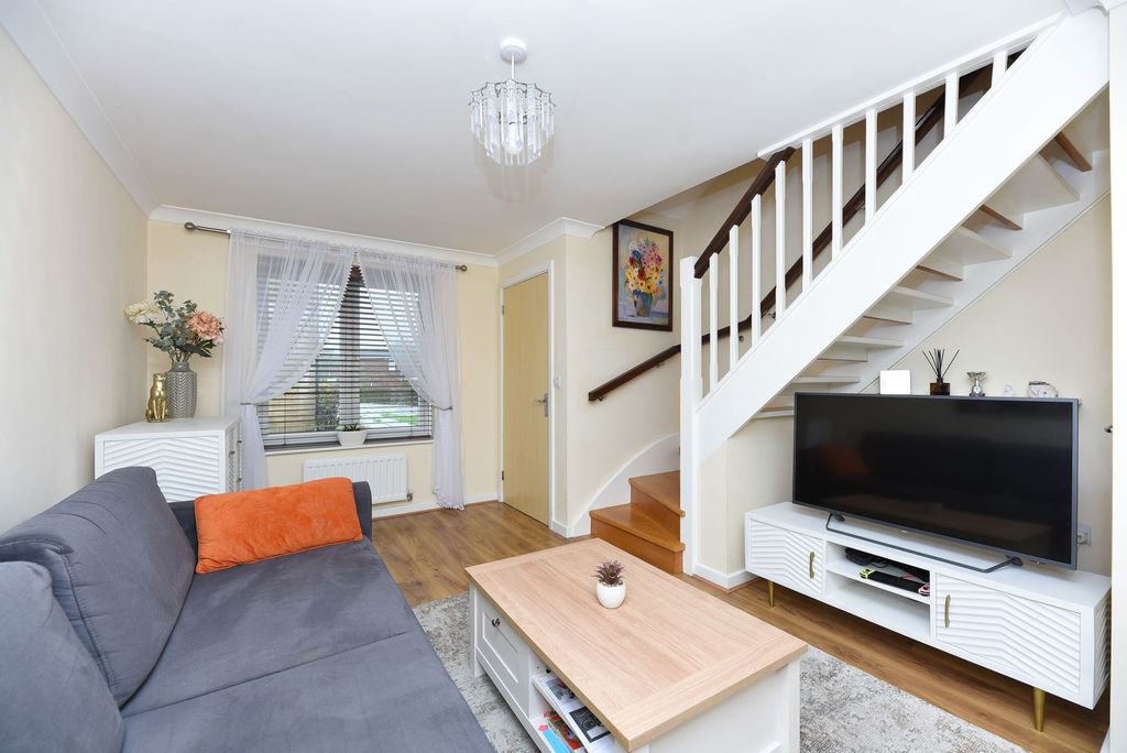 Property photo 2 of 14