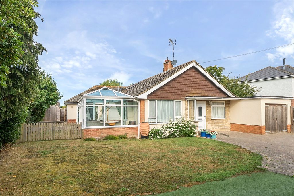 Property photo 1 of 20 Picture No. 02