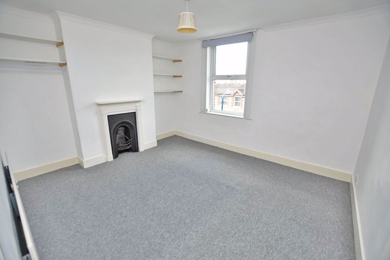 Property photo 3 of 9 Photo 1