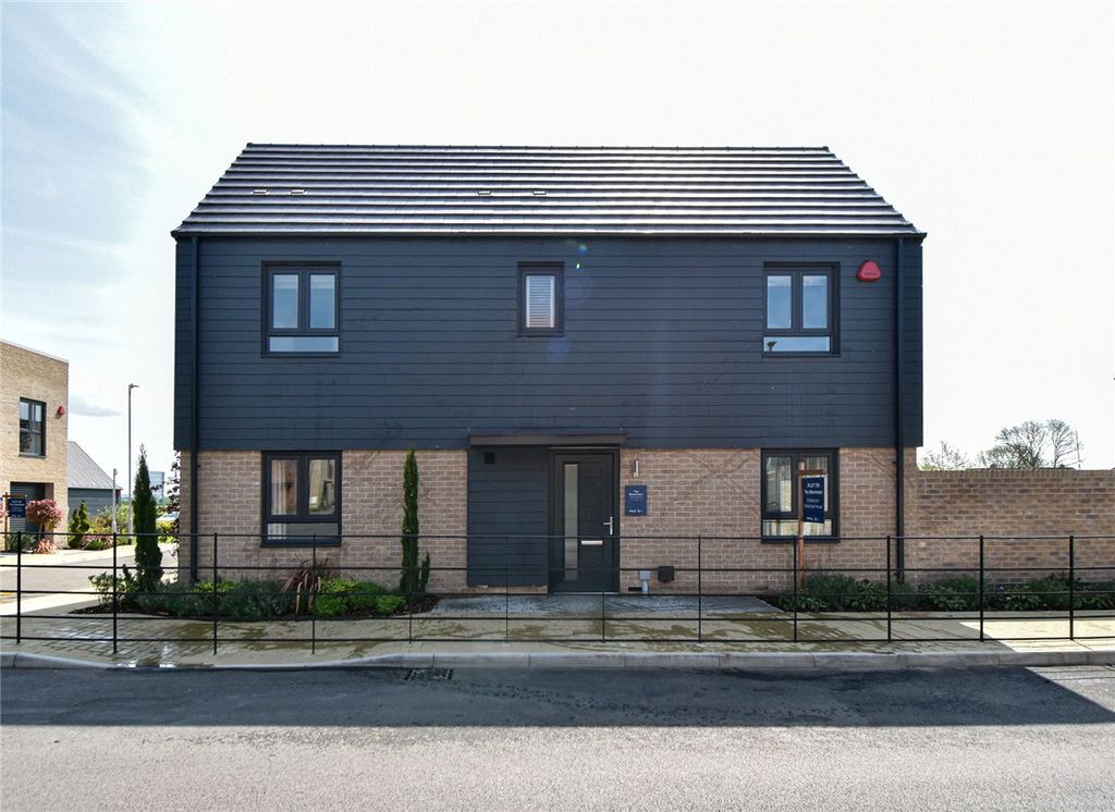 Property photo 2 of 8 Picture No. 01