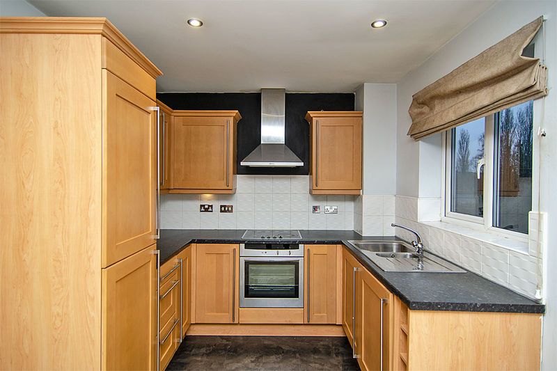 Property photo 2 of 11 Photo 9