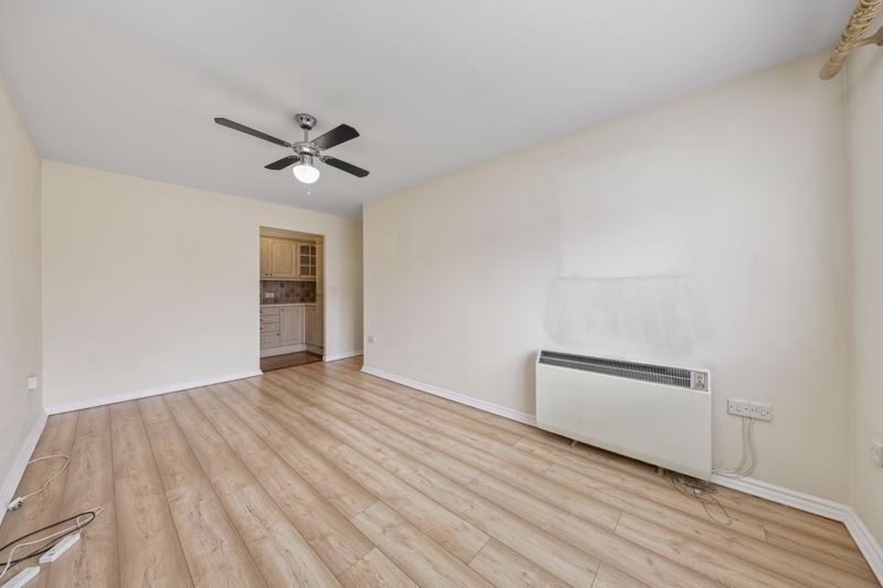 Property photo 3 of 16 Living-Room