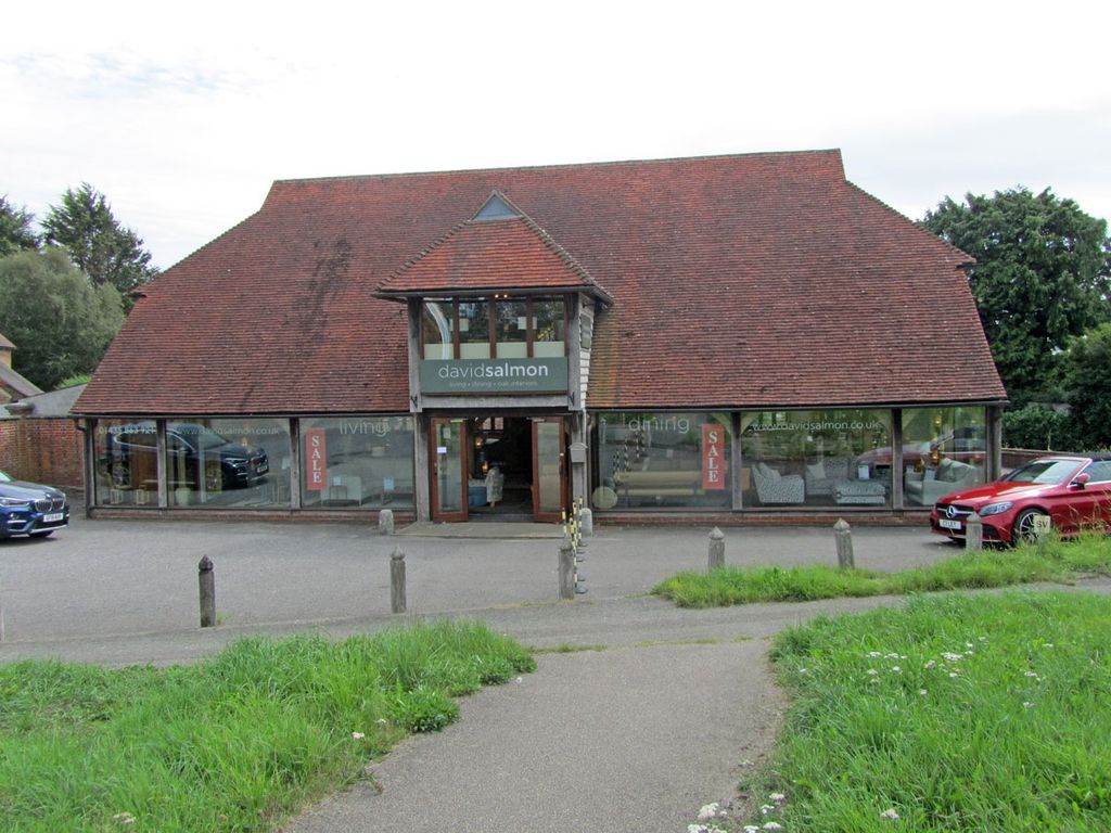 Property photo 1 of 8 Wealden House, Heathfield