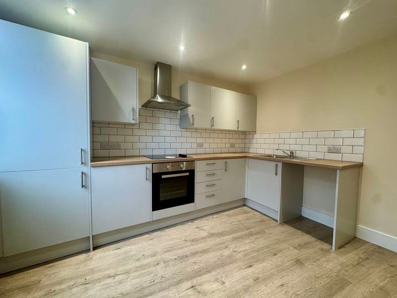 Property photo 3 of 7 Photo 5