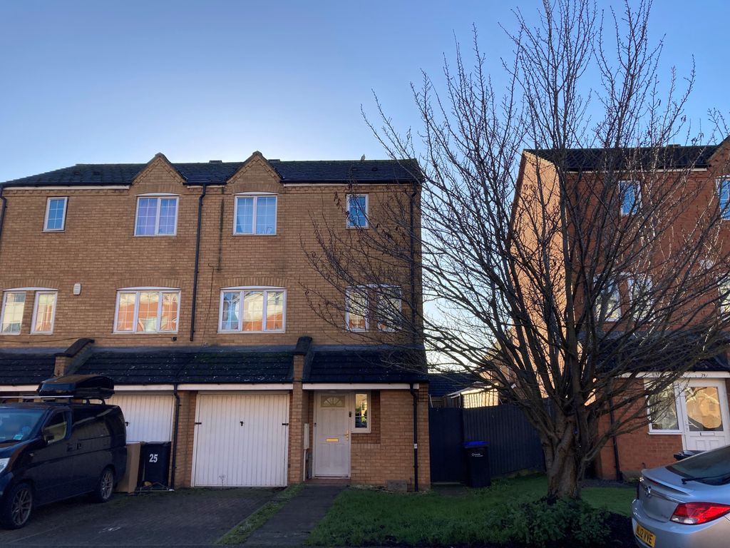 Property photo 1 of 1