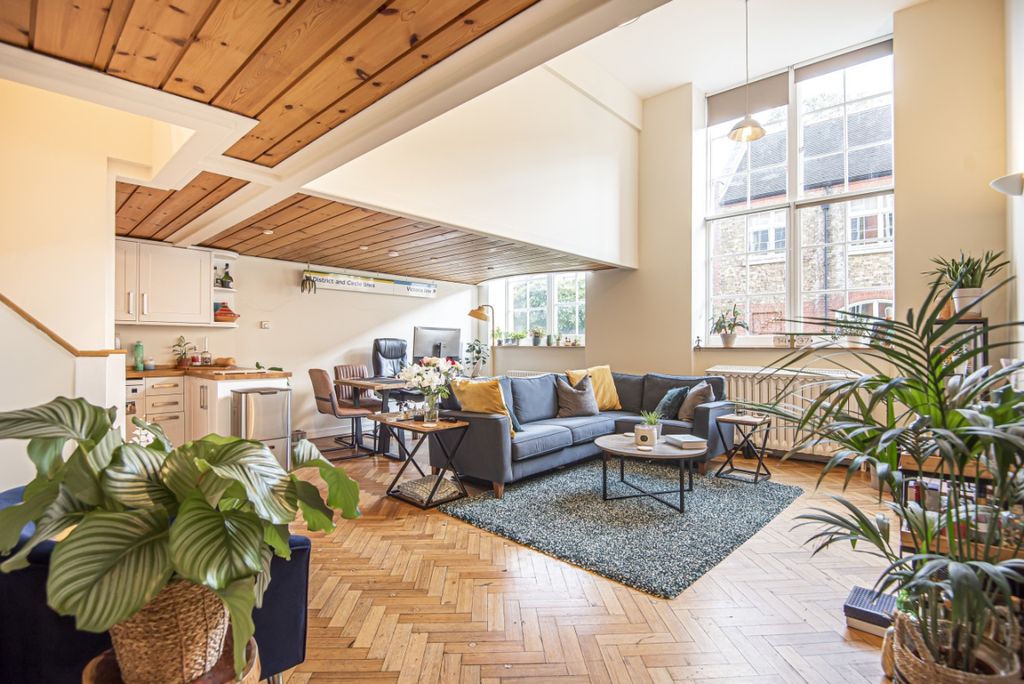 Property photo 2 of 8 664746 (3)