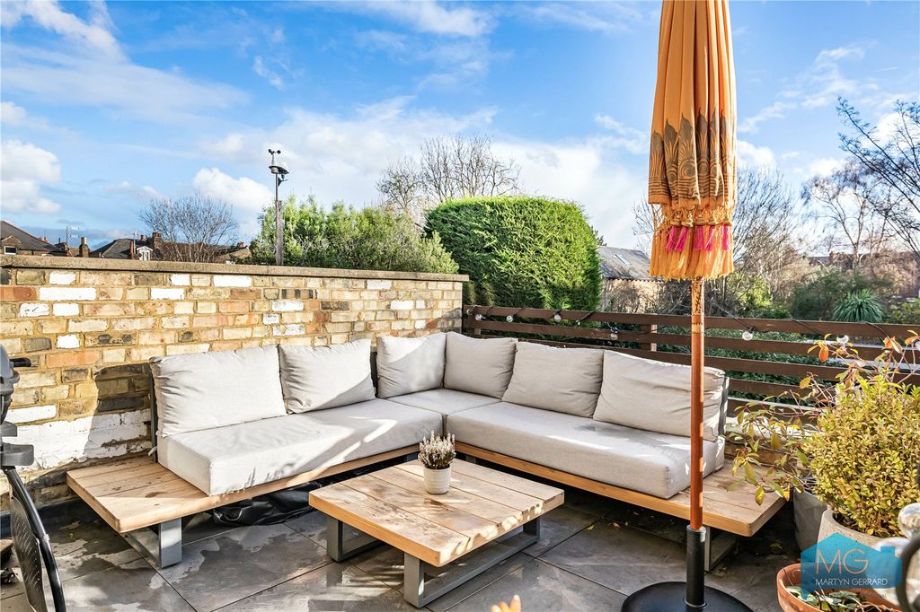 Property photo 2 of 13 Picture No. 38