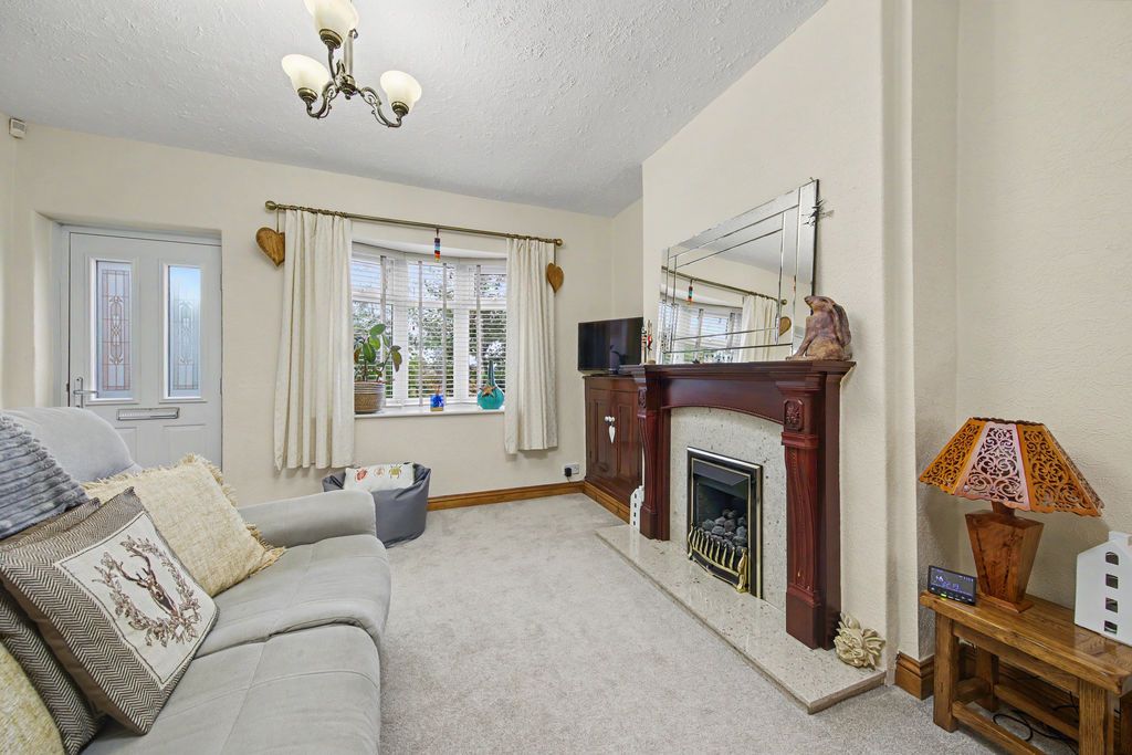Property photo 2 of 24 Living Room