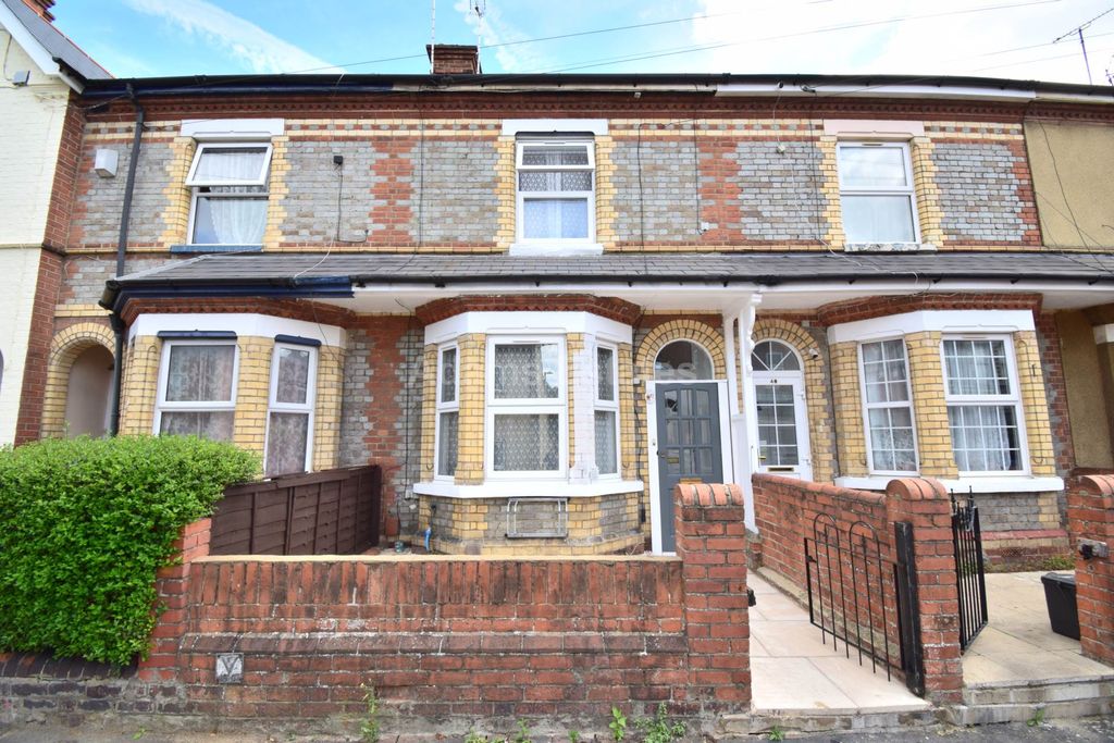 Property photo 1 of 9