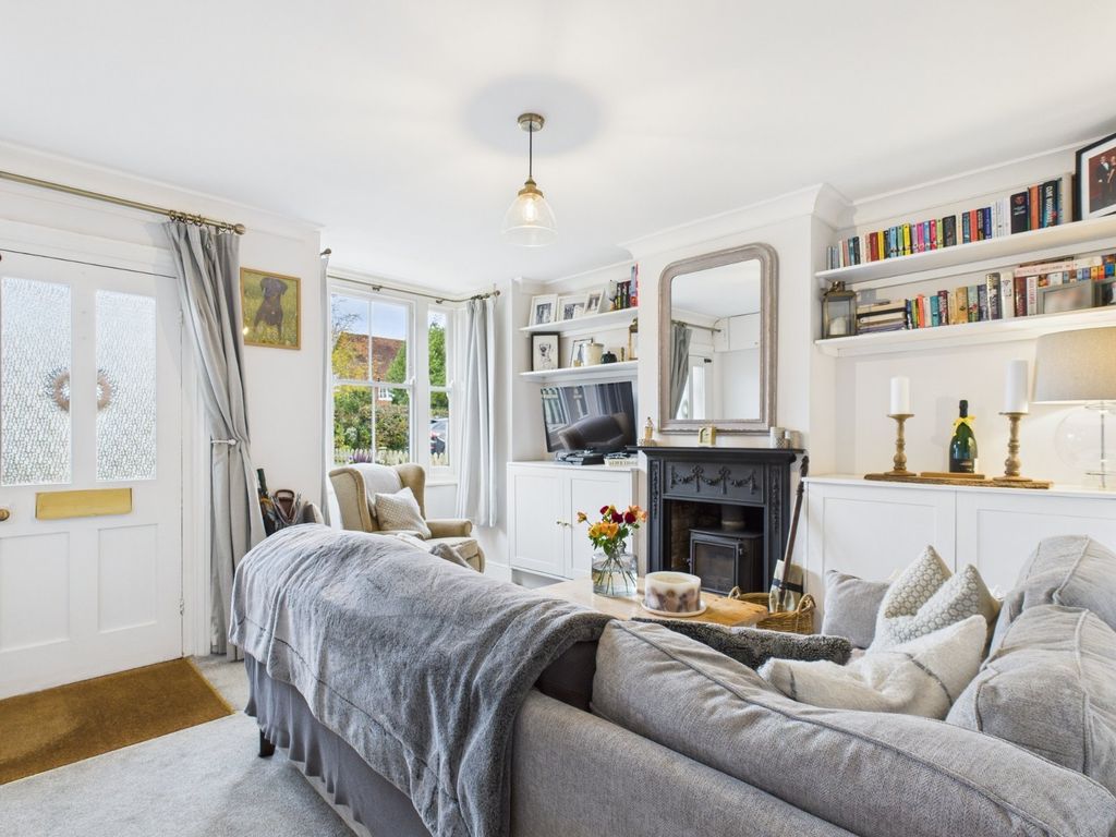 Property photo 3 of 17 Sitting Room