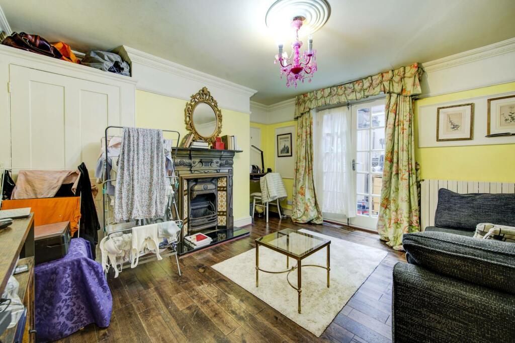 Property photo 2 of 13 6A.Jpeg