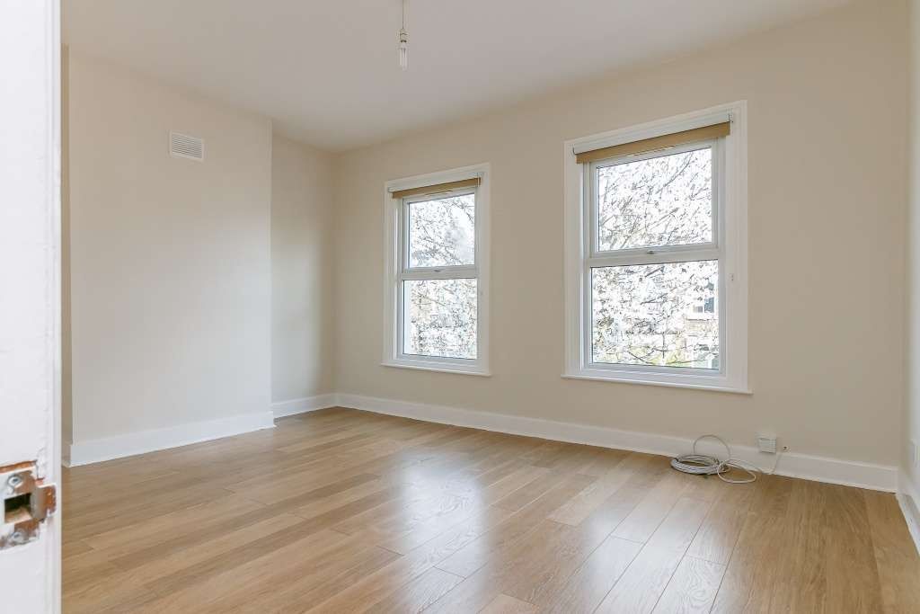 Property photo 3 of 10 2
