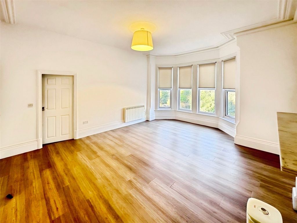 Property photo 3 of 10 Picture No. 10