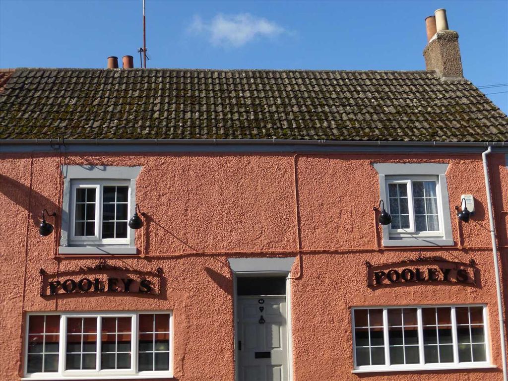 Property photo 1 of 6 Main Picture